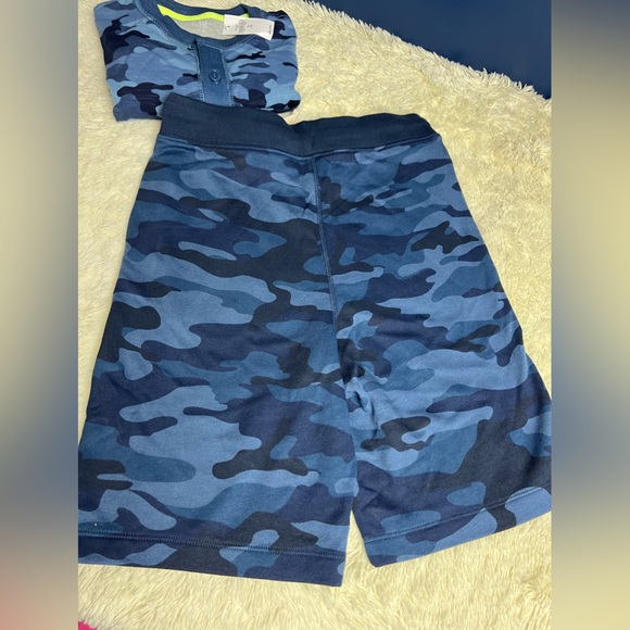 GAP big boys shirt and shorts -blue camouflage NEW - Picture 2 of 15